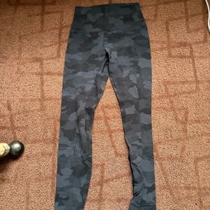 black camo lululemon align leggings